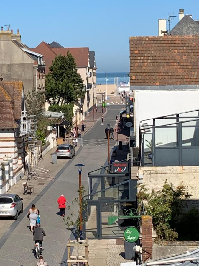 Hotel Le Cosy Riva Bella Ouistreham Exterior photo